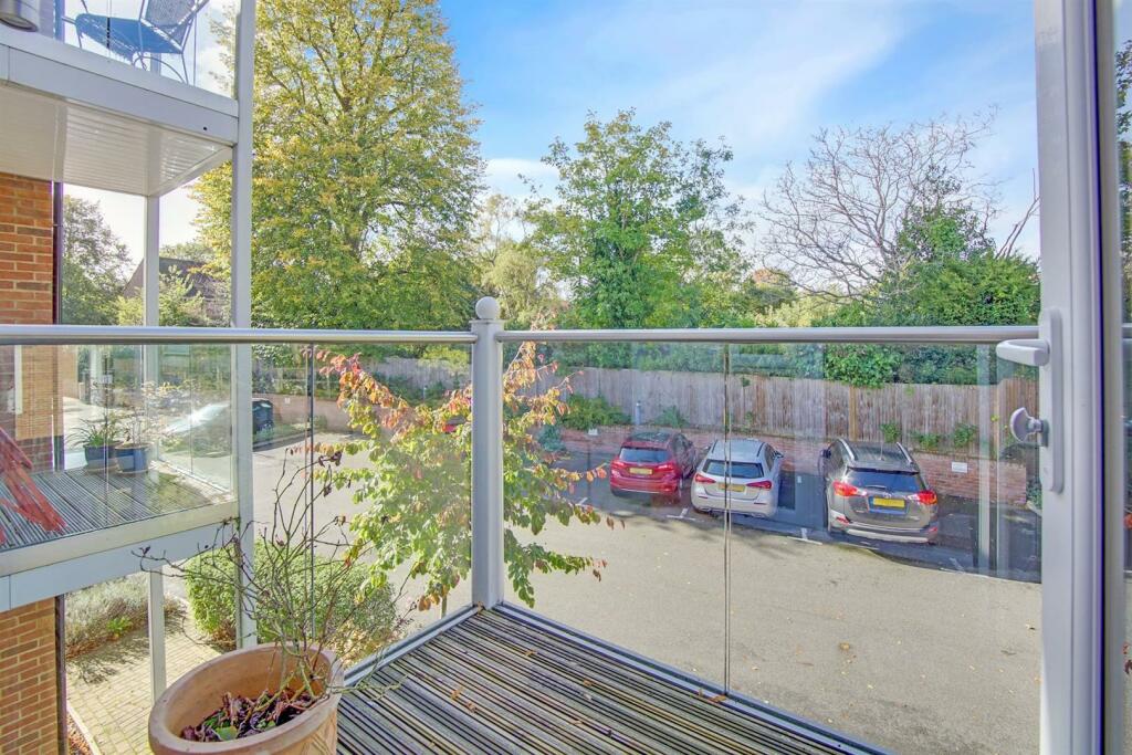 Additional image 10 of Manor Park Road, Chislehurst