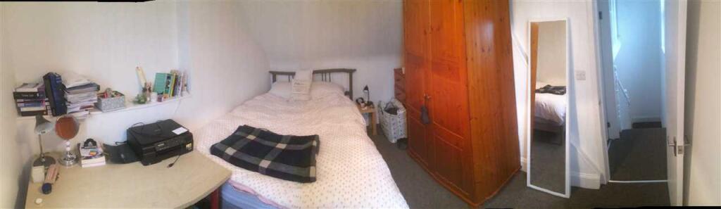 Additional image 6 of Top Floor Flat Clifton Road