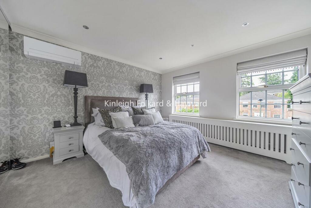 Additional image 9 of Pickwick Way, Chislehurst