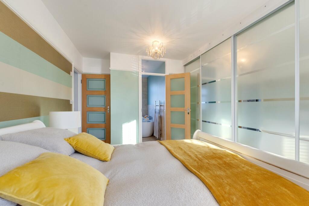 Additional image 13 of Chatham Avenue, Bromley, BR2