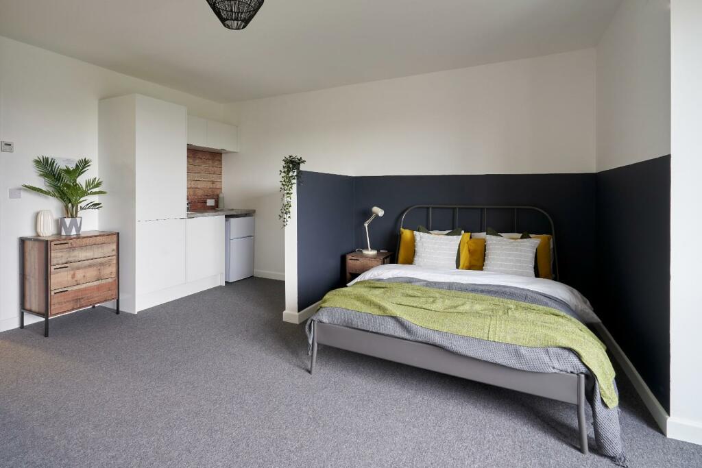 Additional image 35 of 98 Blackswarth Road, Three Crowns, Kings Court, Bristol