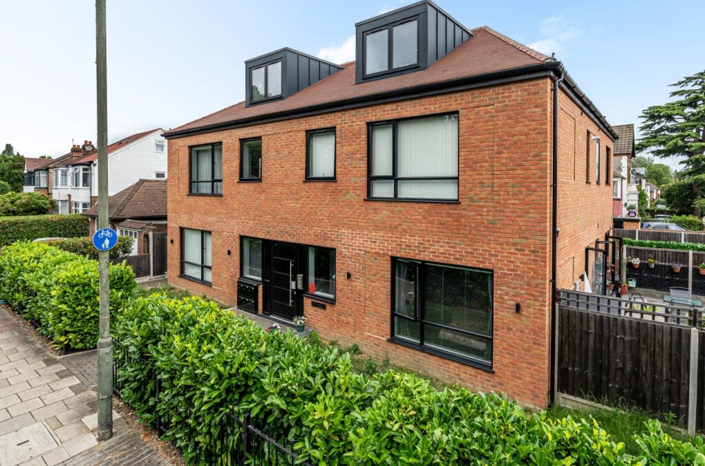 Additional image 11 of Elmers End Road, Beckenham