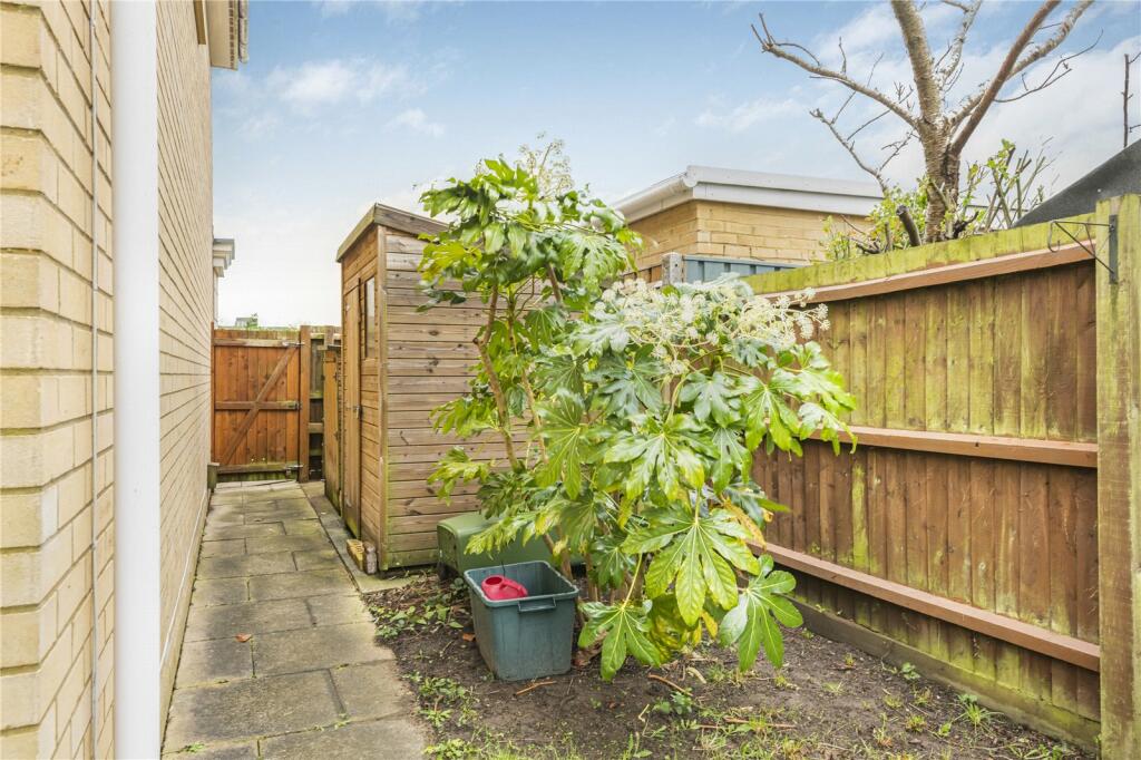 Additional image 11 of Sparkes Close, Bromley, BR2