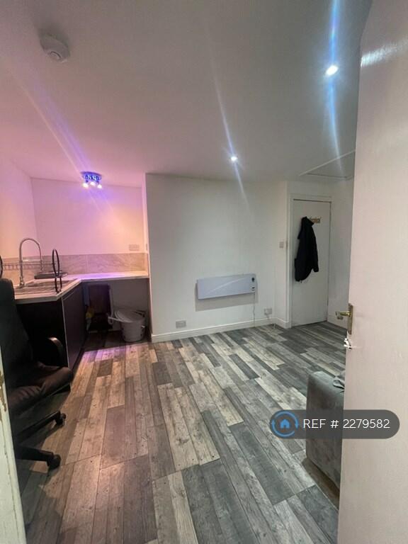 Additional image 9 of Sandbeds, Queensbury, Bradford, BD13