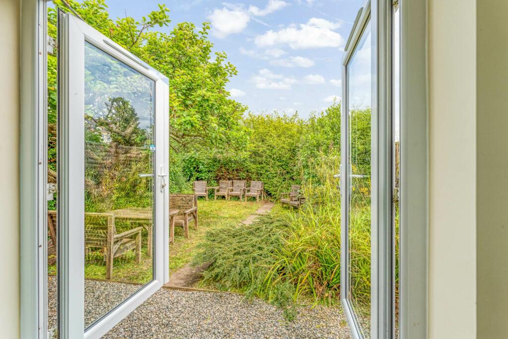 Additional image 8 of Beach Road - The Beach House - Truly Special