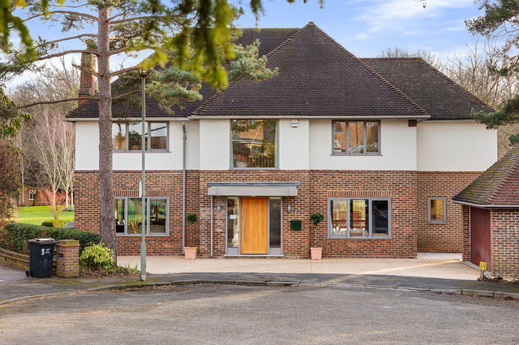 Additional image 39 of Barnfield Wood Close, Beckenham, BR3