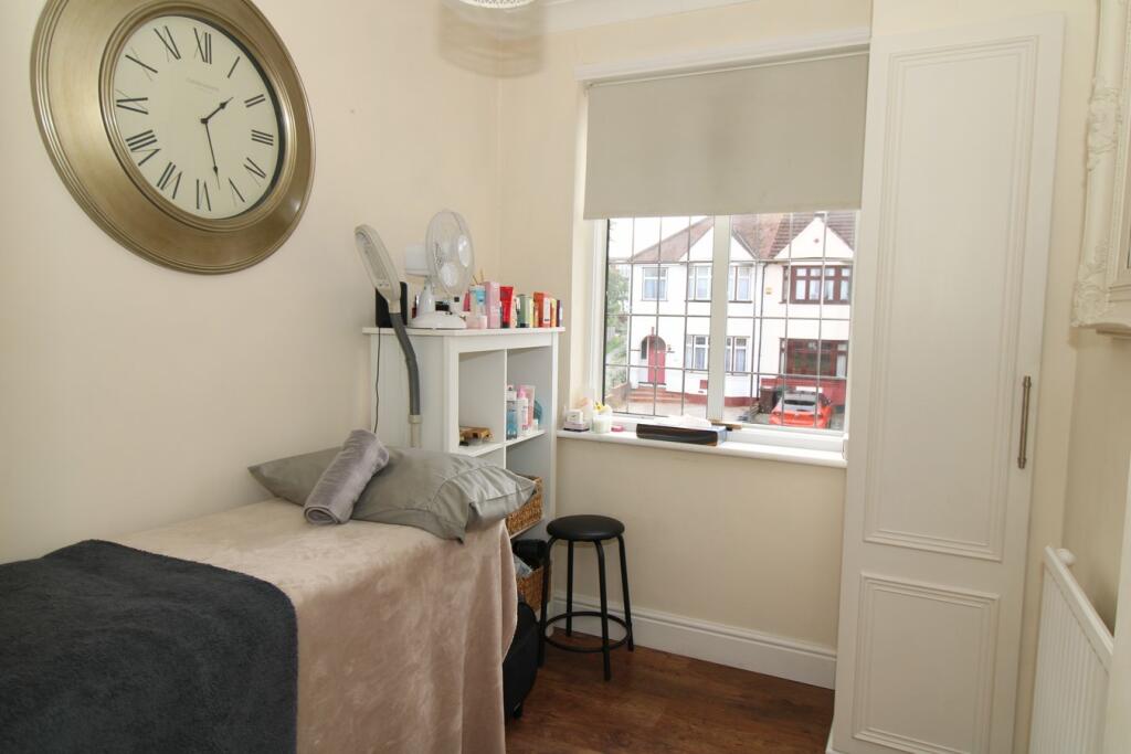 Additional image 16 of Linden Leas, West Wickham, BR4