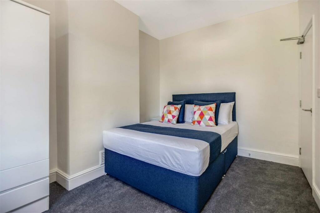 Additional image 8 of 3 bedroom Terraced House in Hayward Road, Bristol