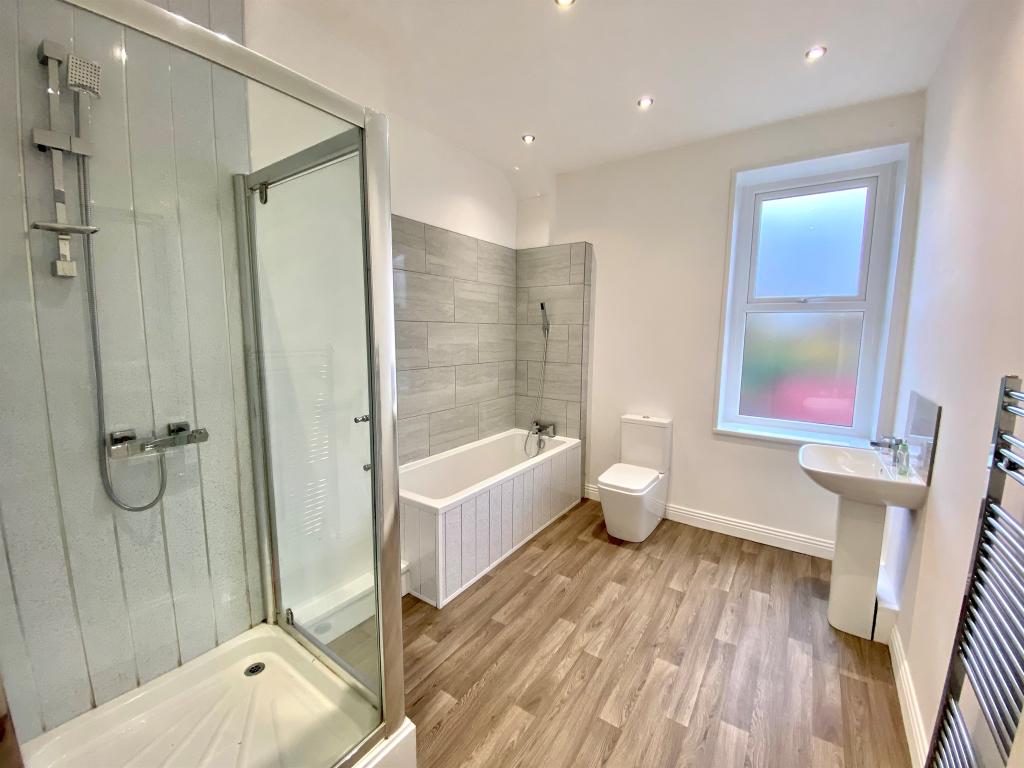 Additional image 4 of Green Head Lane, Keighley