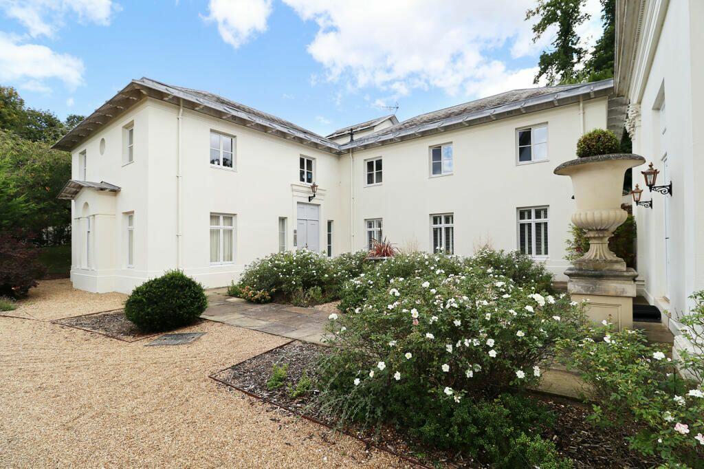 Additional image 4 of Willoughby Lane, Bromley, BR1 3FZ