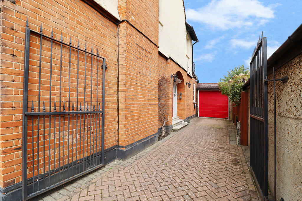 Additional image 42 of London Lane, Bromley