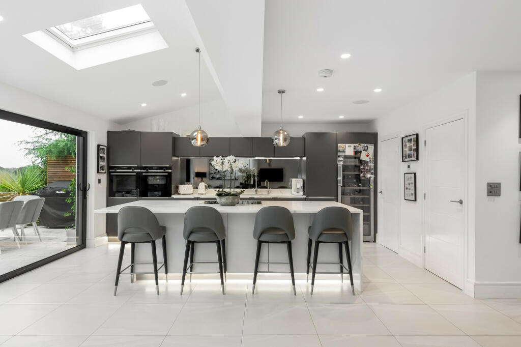 Additional image 6 of Roundwood,  Chislehurst, BR7