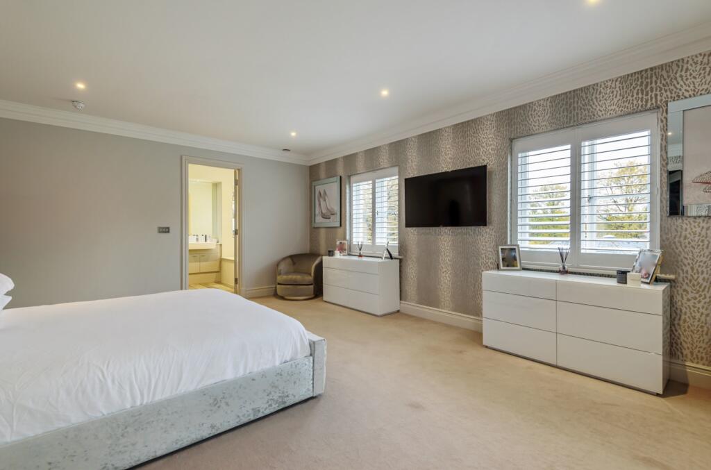 Additional image 26 of Willoughby Lane, Bromley, Kent