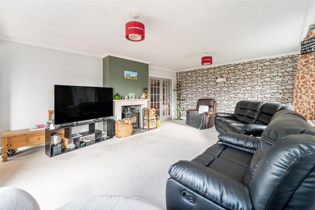 Additional image 5 of Brae Road, Winscombe - SPACIOUS DETACHED BUNGALOW