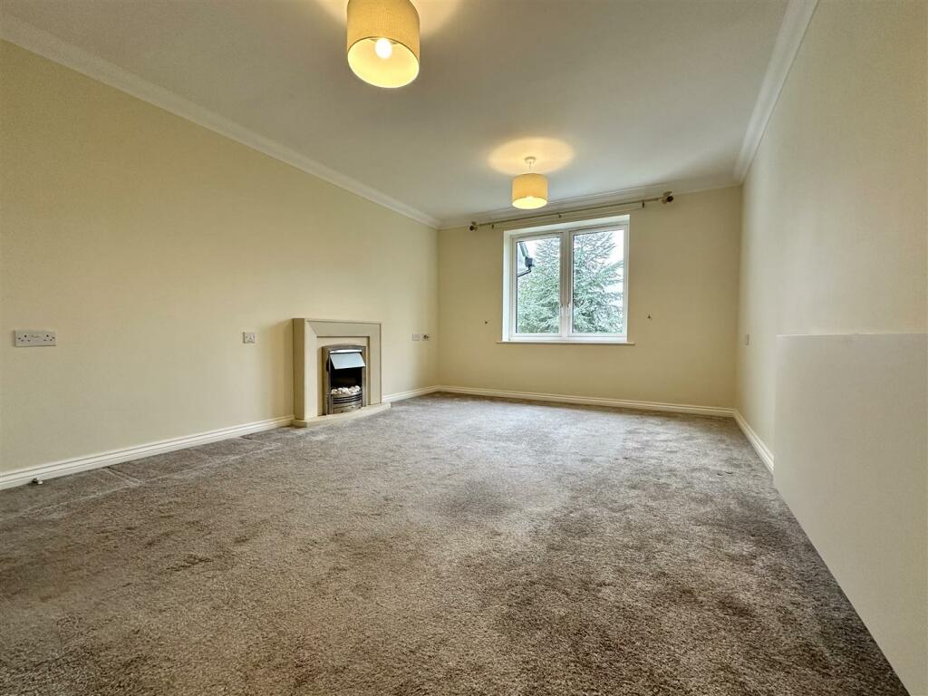 Additional image 9 of Alexandra Lodge, Stokefield Road, Thornbury