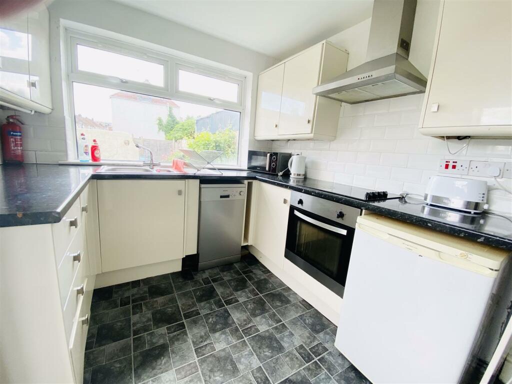 Additional image 7 of BPC01926  Staple Hill Road, Fishponds, BS16