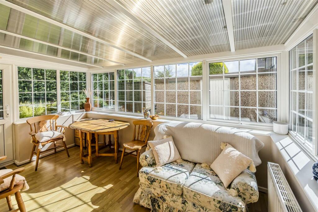 Additional image 18 of Russell Hall Lane, Queensbury, Bradford