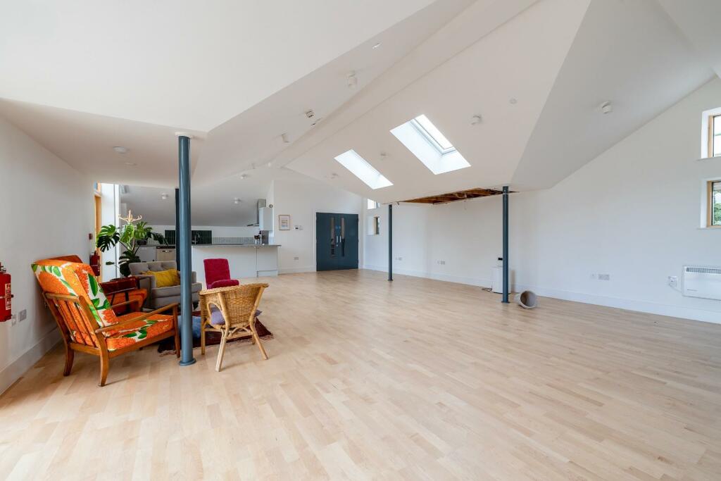 Additional image 24 of Water Lillies, Kings Weston