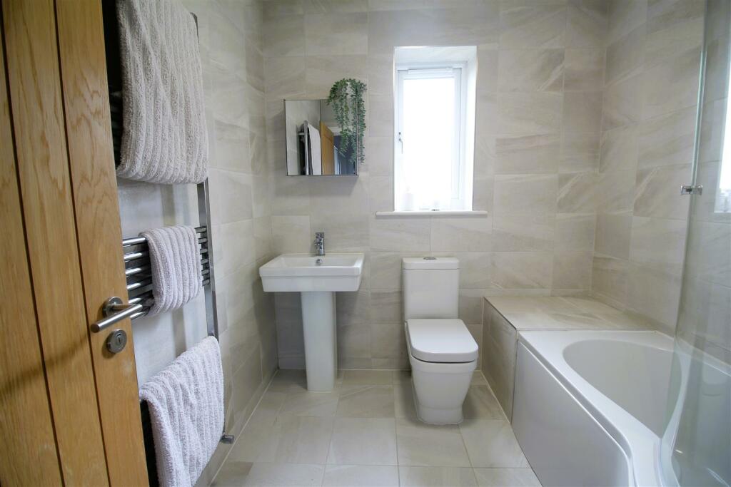 Additional image 4 of Delph Hill Close, Low Moor, Bradford