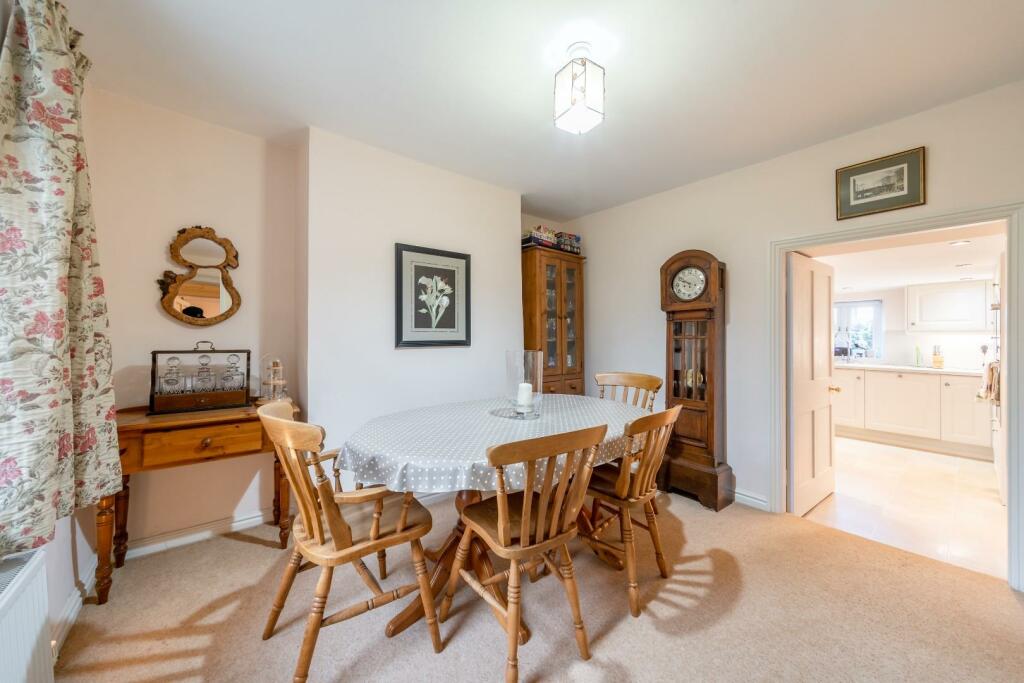 Additional image 5 of Quintessential "Chocolate Box" cottage in the heart of Yatton Village
