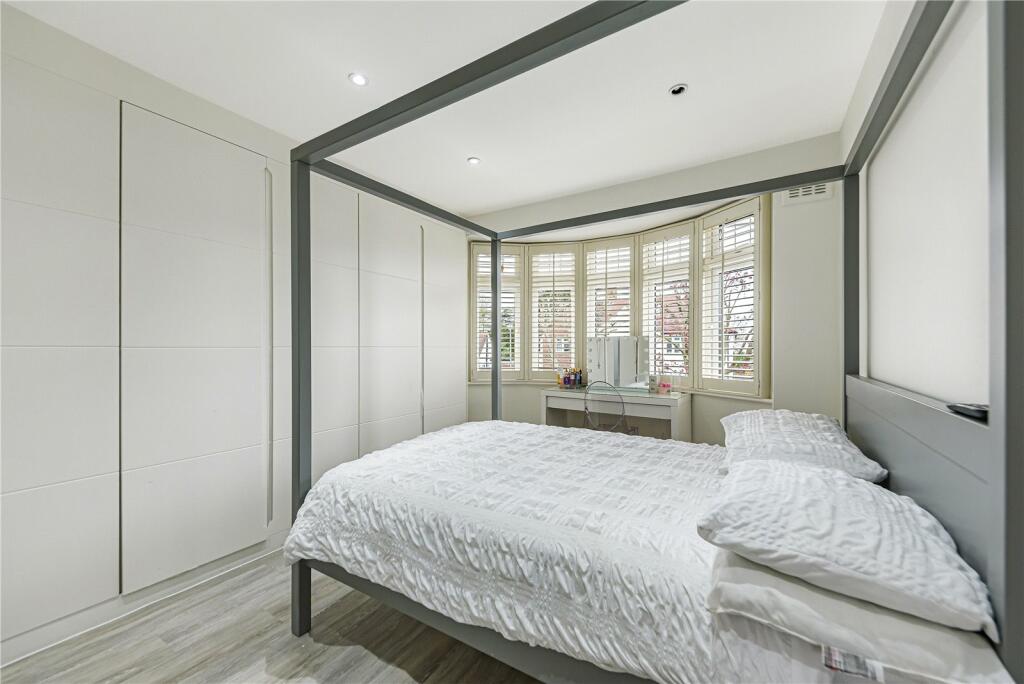 Additional image 12 of Homemead Road, Bromley, BR2