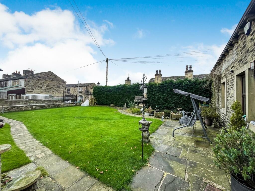 Additional image 32 of Hodgson Fold, Bradford