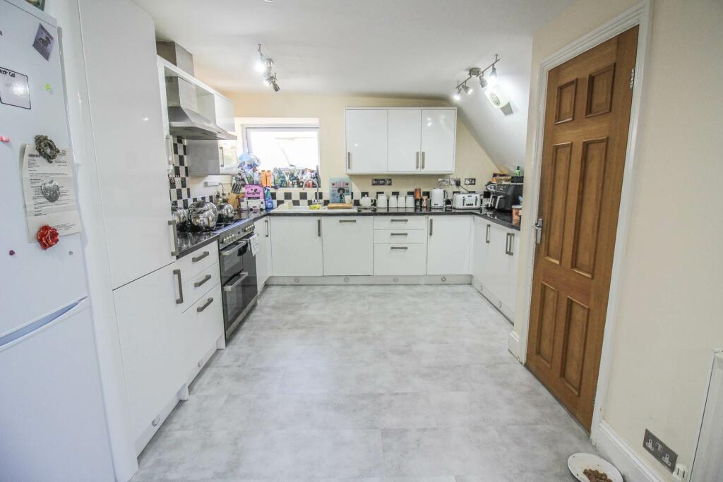 Additional image 5 of Bayview Court, Atlantic Road South