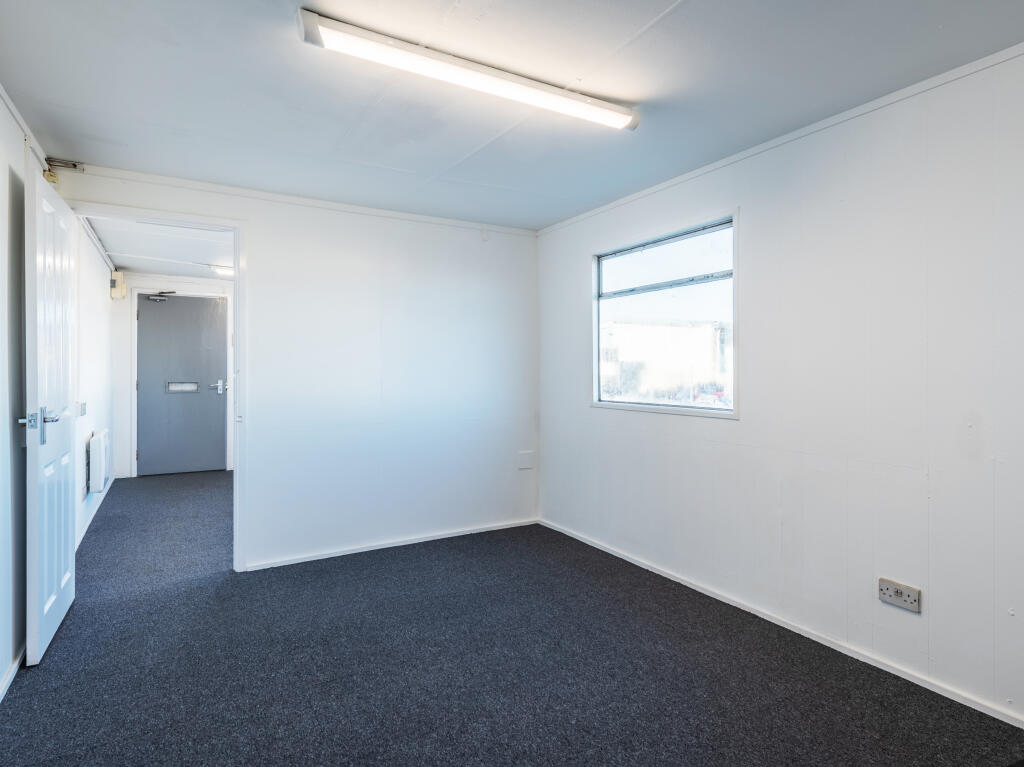 Additional image 4 of Dean Road Trading Estate, Avonmouth, BS11 8AT