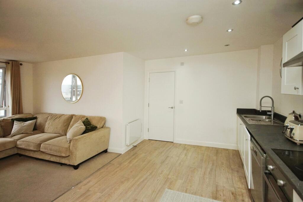 Additional image 7 of Elmtree Way, Kingswood, Bristol