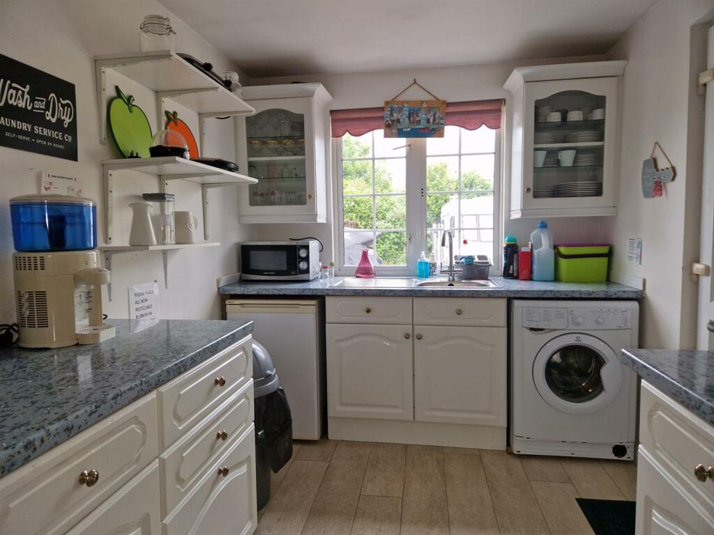 Additional image 8 of Hewish, Weston-Super-Mare