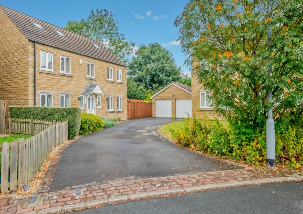 Additional image 40 of Wadsworth Court, Cleckheaton, BD19