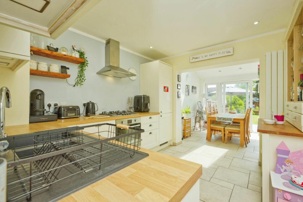 Additional image 3 of St. Austell Road, Weston-super-Mare - LARGE GARDEN