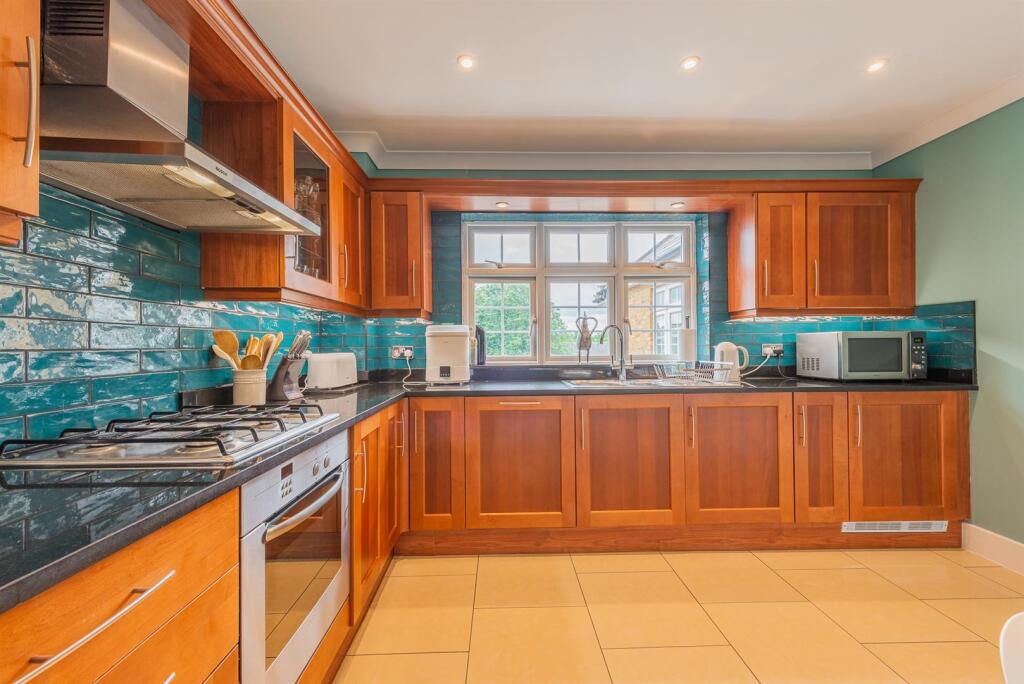 Additional image 7 of Park Hill Road, Shortlands, Bromley, BR2