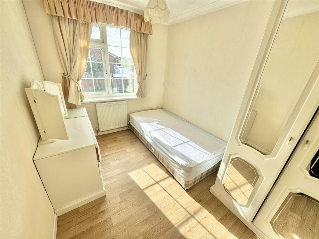 Additional image 14 of Family Home in Cul-De-Sac Location