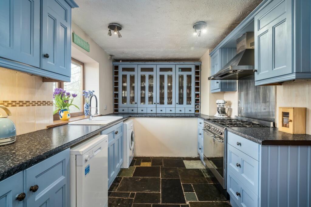 Additional image 37 of Wakefield Road, Drighlington