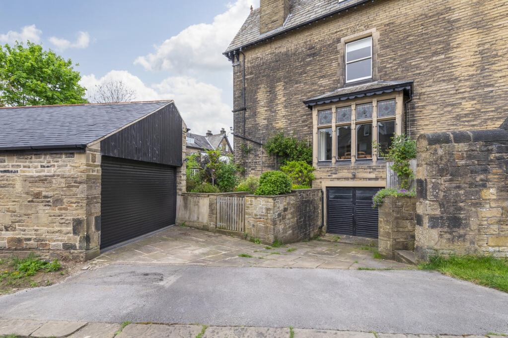 Additional image 18 of Hall Bank Drive, Bingley, West Yorkshire, BD16