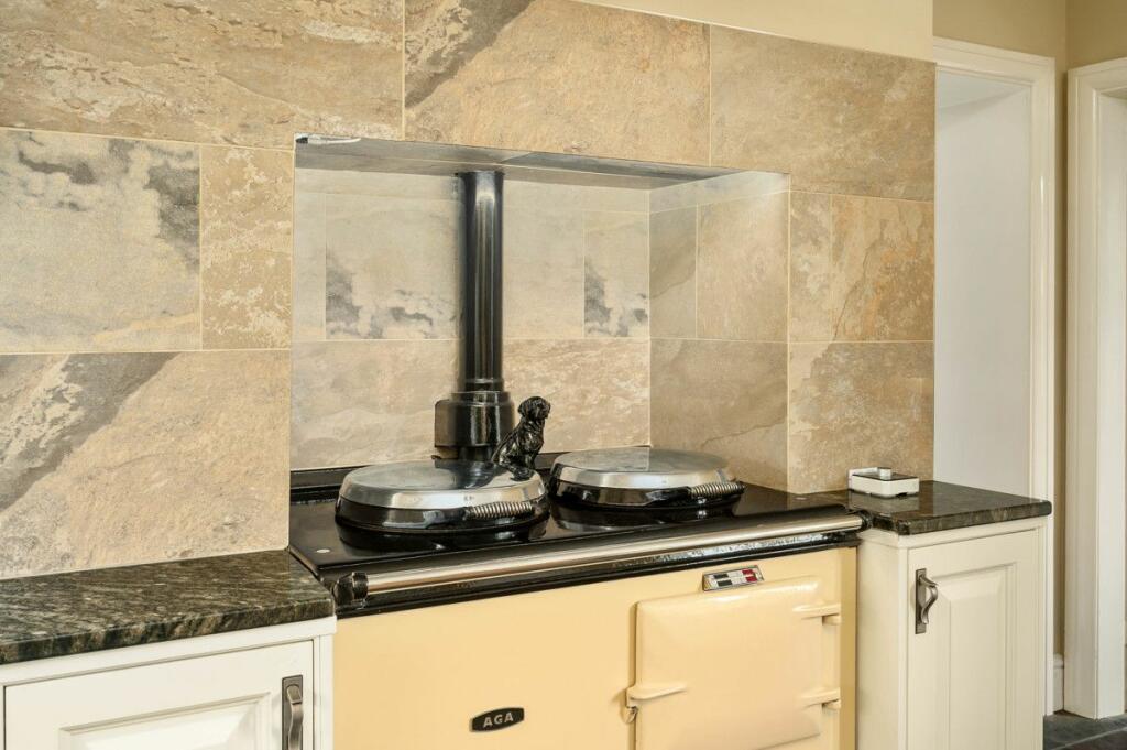 Additional image 12 of Bradford Road, Gomersal