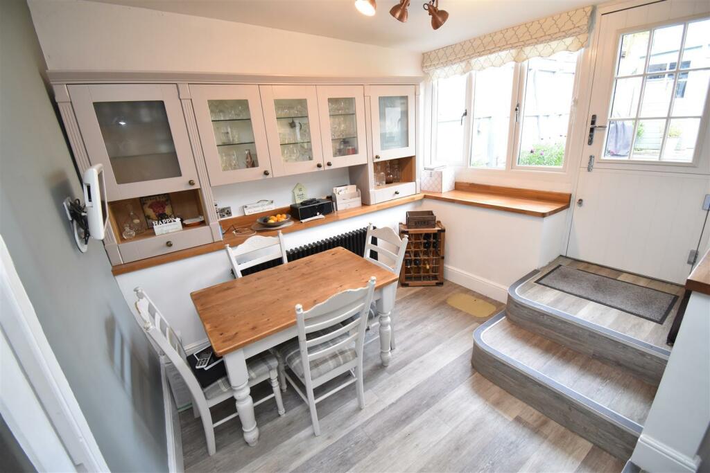 Additional image 8 of Clevedon Road, Weston-In-Gordano