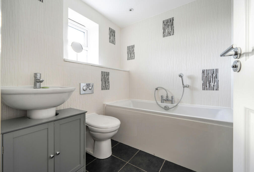 Additional image 11 of Oak Leaze, Patchway, Bristol, Gloucestershire, BS34