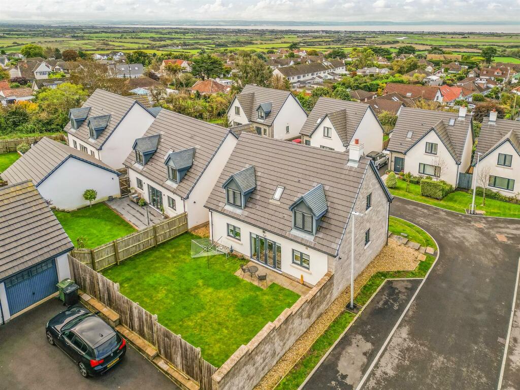 Additional image 24 of Wentwood Drive, Bleadon Hill - Stunning Home!