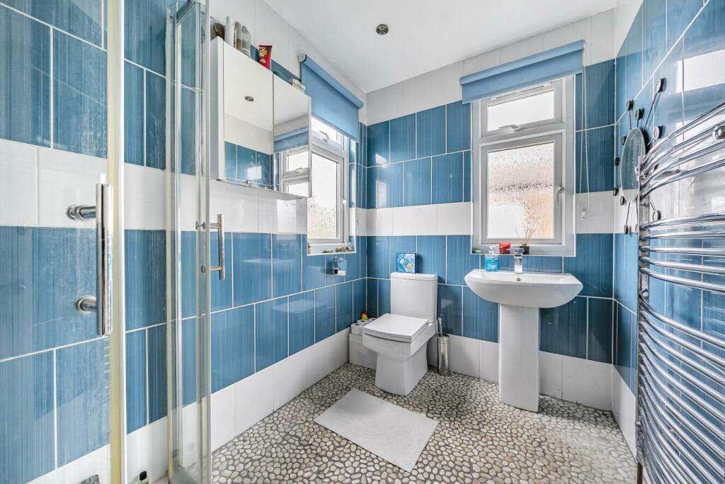 Additional image 10 of Courtfield Rise, West Wickham