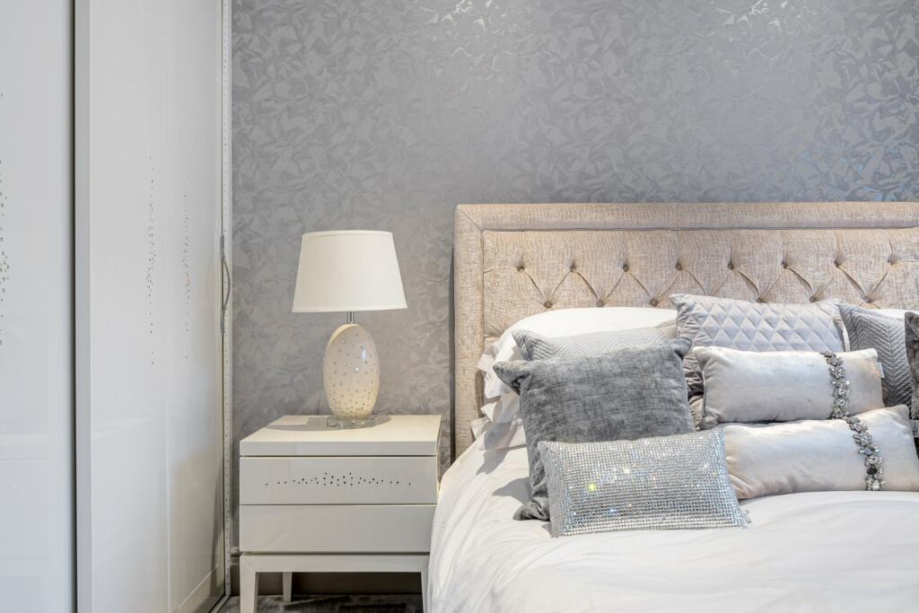 Additional image 6 of Willoughby Lane, Bromley, BR1