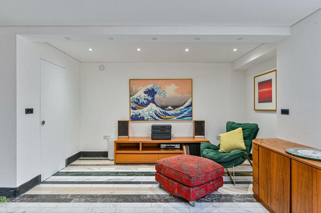 Additional image 6 of Grangewood Lane, Beckenham, BR3