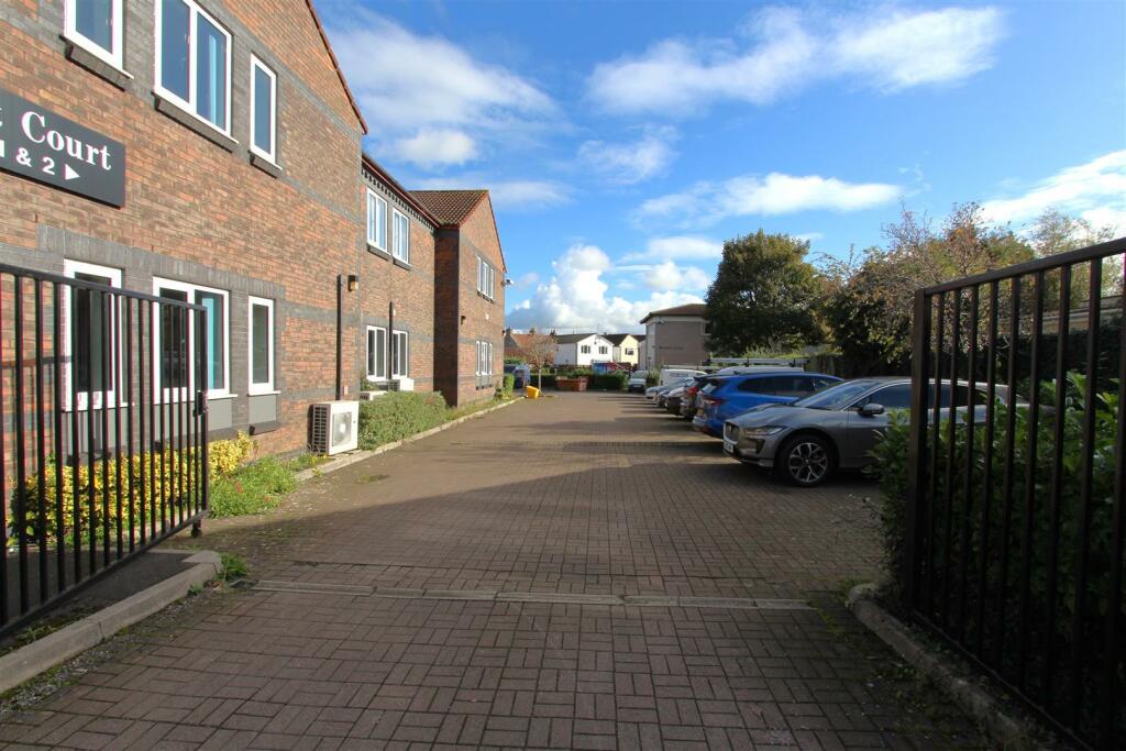 Additional image 10 of Soundwell Road, Bristol