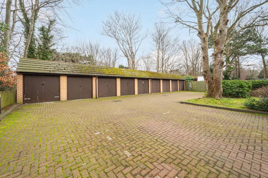 Additional image 12 of Albemarle Road, Beckenham, BR3