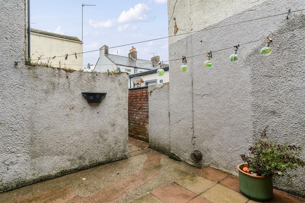 Additional image 17 of Gladstone Street, Workington