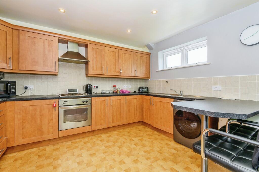 Additional image 20 of 21 The Plantations, Bradford, BD12