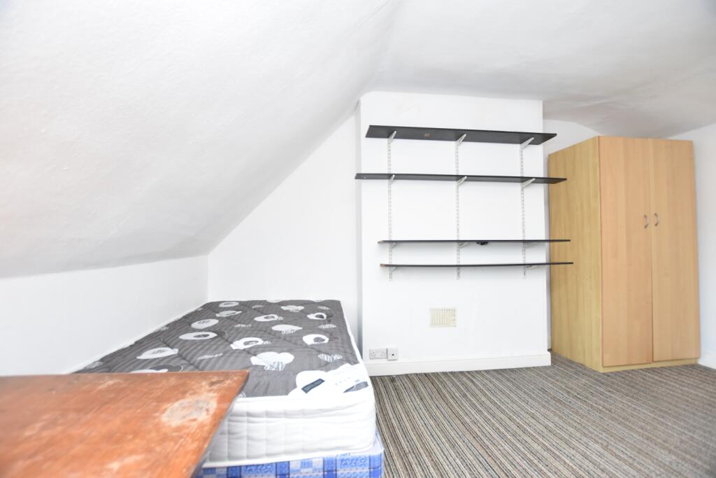 Additional image 6 of Hotwell Road, Upper Maisonette, Pembroke House, Hotwells, BS8 4SA