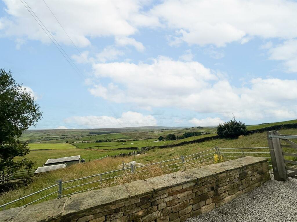 Additional image 25 of Cowling Hill, Cowling