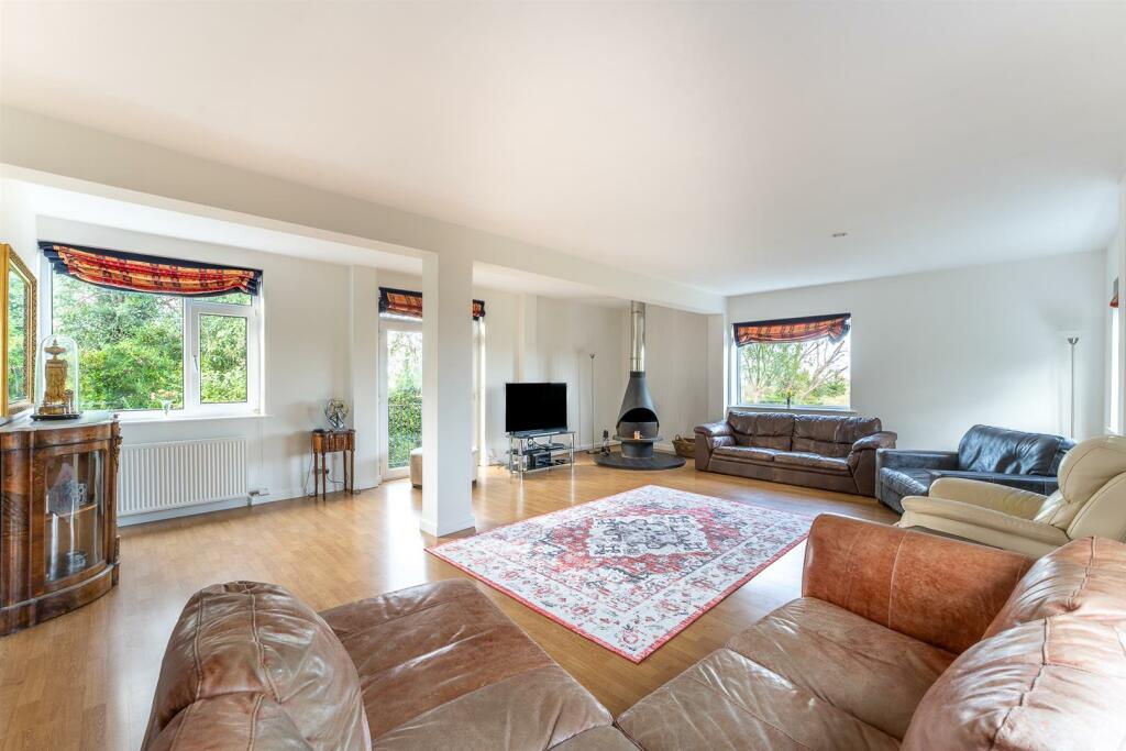 Additional image 5 of Eastfield Road, Hutton - EXQUISITE DETACHED HOME